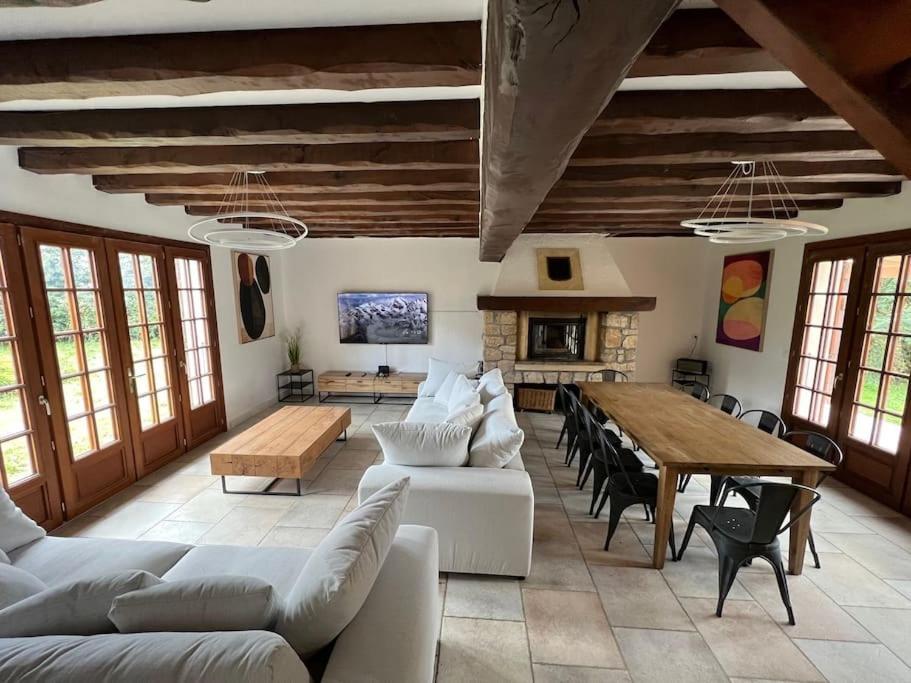 Villa La Cle Des Champs - Les Grais 1H10 De Paris à Bazoches-sur-le-Betz Extérieur photo