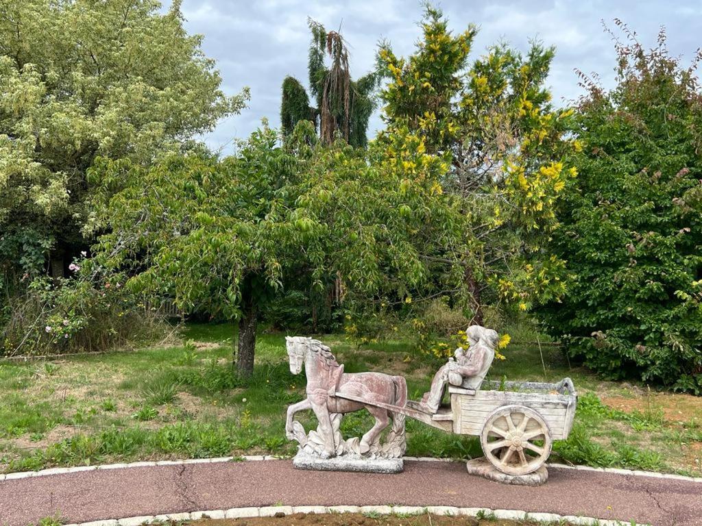 Villa La Cle Des Champs - Les Grais 1H10 De Paris à Bazoches-sur-le-Betz Extérieur photo